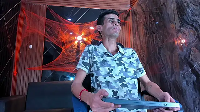 Golldens Dreamss online show from 2, 11, 2025