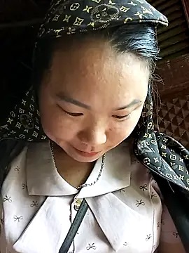 may-squirl online show from 20, 10, 2025