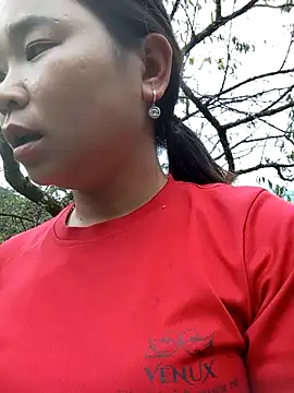 may-squirl online show from 22, 10, 2025