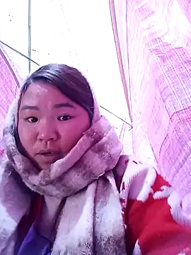 may-squirl online show from 3, 2, 2026