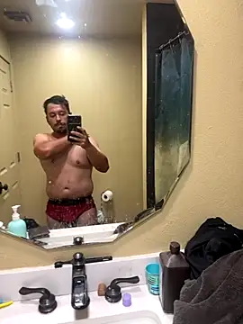 Snapshot of AlexR9700 chatting on 8, 9, 2025 AlexR9700 online show from 8, 9, 2025