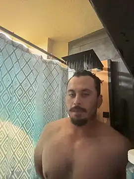 Snapshot of AlexR9700 chatting on 10, 9, 2025 AlexR9700 online show from 10, 9, 2025