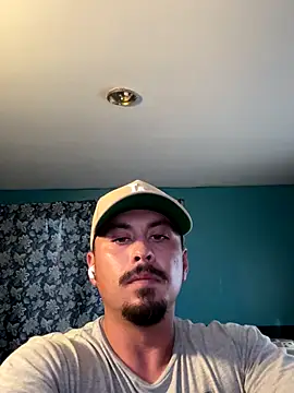 Snapshot of AlexR9700 chatting on 28, 9, 2025 AlexR9700 online show from 28, 9, 2025