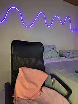 larajuli online show from 27, 3, 2026