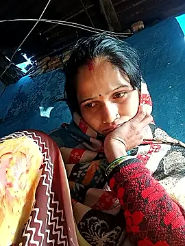 Jooli xx online show from 13, 1, 2026