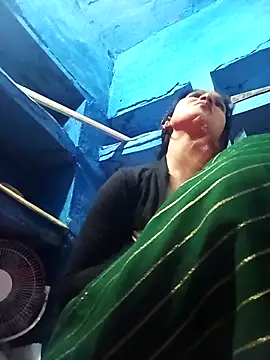 Jooli xx online show from 15, 2, 2026