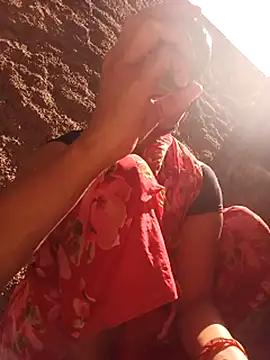 Jooli xx online show from 12, 3, 2026