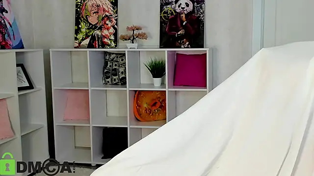 Agnes Passero online show from 23, 10, 2025