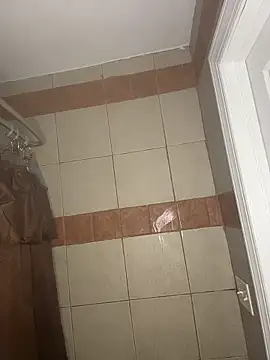 TRILLAHUNG online show from 25, 11, 2025