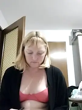 LiluLiluLilu online show from 23, 9, 2025