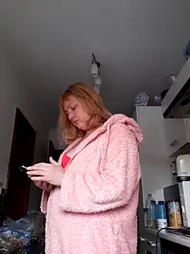 LiluLiluLilu online show from 17, 10, 2025