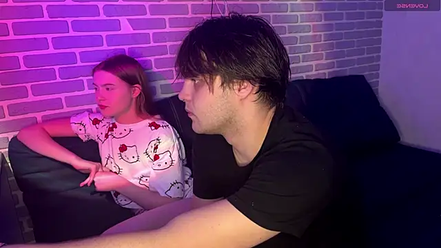 fetchingcouplee online show from 20, 10, 2025