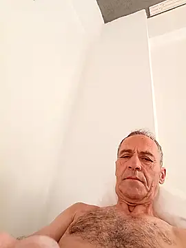 Snapshot of Meliwem12 chatting on 8, 11, 2025 Meliwem12 online show from 8, 11, 2025