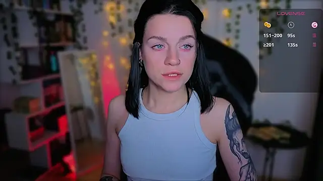 raspberry  girl  online show from 23, 9, 2025