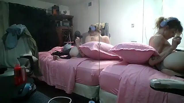 VickPicsVermillion online show from 18, 9, 2025