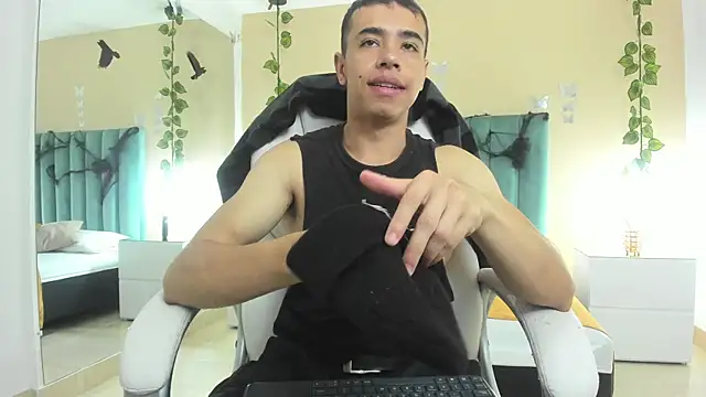 Muscle Scott online show from 30, 10, 2025