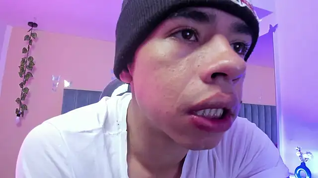 Muscle Scott online show from 2, 12, 2025