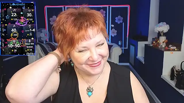 Snapshot of Kira_Kenett chatting on 13, 10, 2025 Kira Kenett online show from 13, 10, 2025