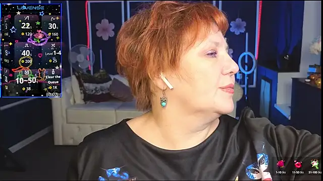 Snapshot of Kira_Kenett chatting on 15, 10, 2025 Kira Kenett online show from 15, 10, 2025