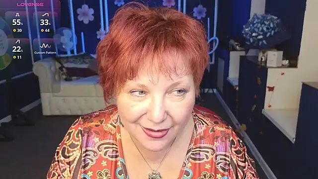 Snapshot of Kira_Kenett chatting on 15, 11, 2025 Kira Kenett online show from 15, 11, 2025