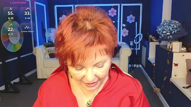 Snapshot of Kira_Kenett chatting on 18, 11, 2025 Kira Kenett online show from 18, 11, 2025