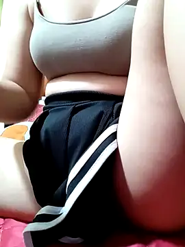 Snapshot of Lin_babyy chatting on 16, 9, 2025 Lin babyy online show from 16, 9, 2025