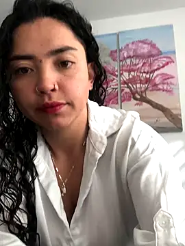 Paris 11 online show from 21, 10, 2025