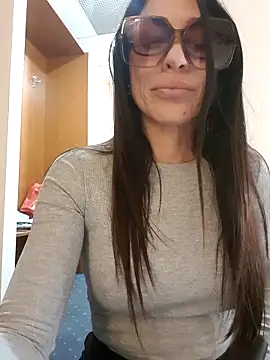 sexy7883 online show from 25, 11, 2025