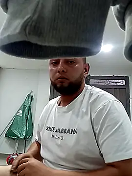 Snapshot of angelitocalientico chatting on 25, 2, 2026 angelitocalientico online show from 25, 2, 2026