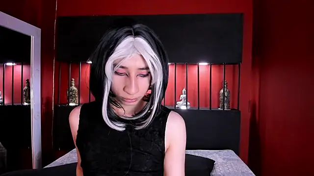 Charlottee slave online show from 20, 9, 2025