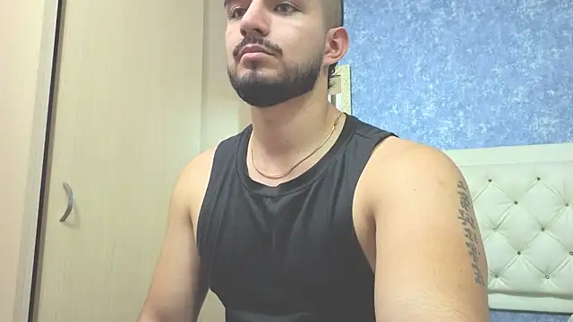 Snapshot of zayn_maximoff chatting on 14, 11, 2025 zayn maximoff online show from 14, 11, 2025