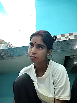 Snapshot of Hot-Soniya2 chatting on 18, 11, 2025 Hot-Soniya2 online show from 18, 11, 2025