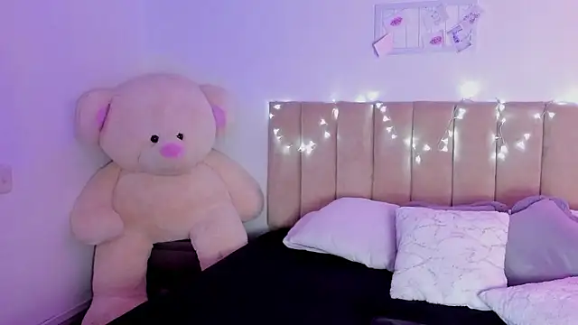 Hill Brownie online show from 9, 1, 2026