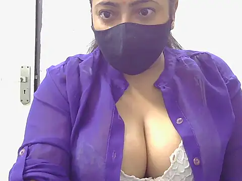 Snapshot of Cute_Girl51 chatting on 2, 11, 2025 Cute Girl51 online show from 2, 11, 2025