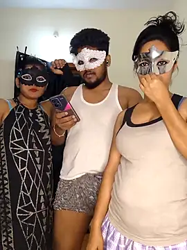 Family02 online show from 27, 9, 2025