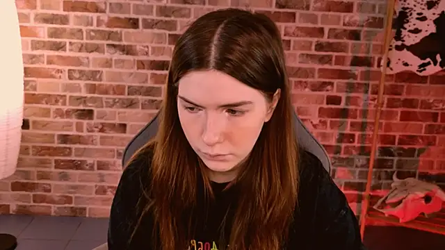 Snapshot of AliceCUNTach chatting on 9, 11, 2025 AliceCUNTach online show from 9, 11, 2025