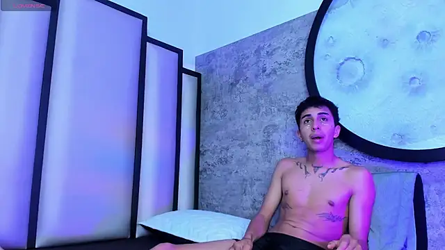 Amy Fox03 online show from 20, 10, 2025