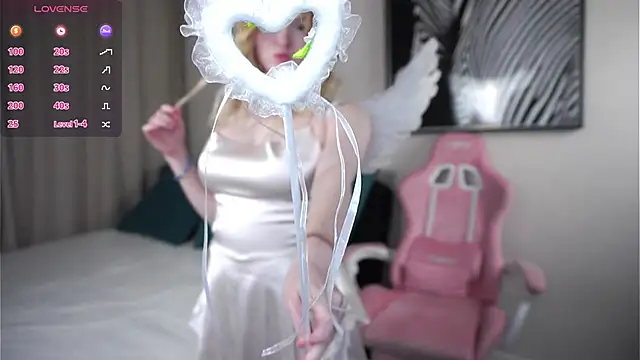 ShontaWasilko online show from 29, 10, 2025