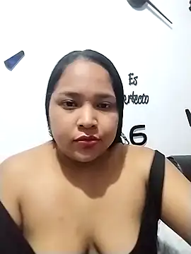 Snapshot of Angelly_ricura chatting on 29, 11, 2025 Angelly ricura online show from 29, 11, 2025
