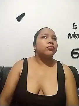 Snapshot of Angelly_ricura chatting on 2, 12, 2025 Angelly ricura online show from 2, 12, 2025