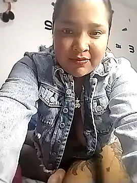 Snapshot of Angelly_ricura chatting on 2, 12, 2025 Angelly ricura online show from 2, 12, 2025