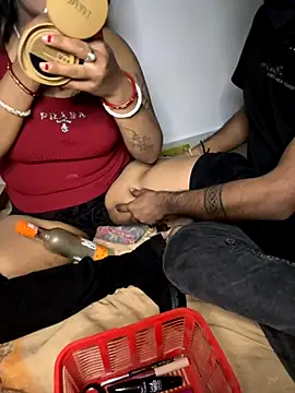 Snapshot of nishababybaby chatting on 18, 11, 2025 nishababybaby online show from 18, 11, 2025