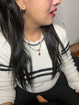 Snapshot of nishababybaby chatting on 21, 11, 2025 nishababybaby online show from 21, 11, 2025