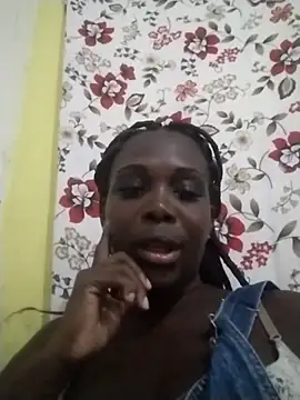 Snapshot of Morena_2021 chatting on 1, 12, 2025 Morena 2021 online show from 1, 12, 2025