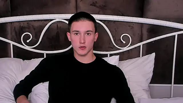 Snapshot of David__Diamond chatting on 11, 10, 2025 David Diamond online show from 11, 10, 2025