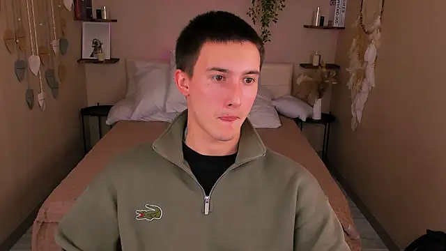 Snapshot of David__Diamond chatting on 6, 11, 2025 David Diamond online show from 6, 11, 2025