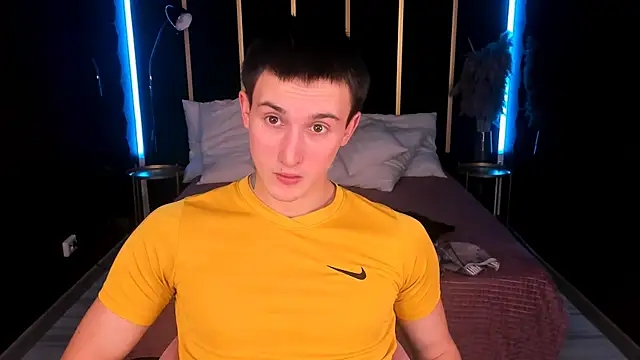 Snapshot of David__Diamond chatting on 9, 11, 2025 David Diamond online show from 9, 11, 2025