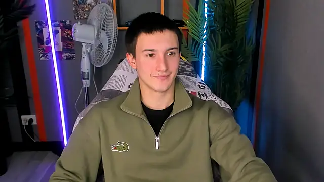 Snapshot of David__Diamond chatting on 21, 11, 2025 David Diamond online show from 21, 11, 2025