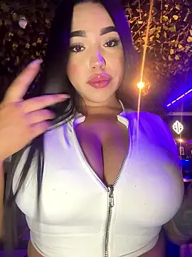 SofiaWildee online show from 18, 1, 2026