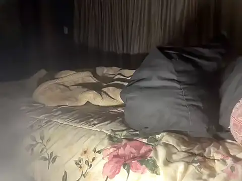 Snapshot of Cianda24 chatting on 12, 10, 2025 Cianda24 online show from 12, 10, 2025